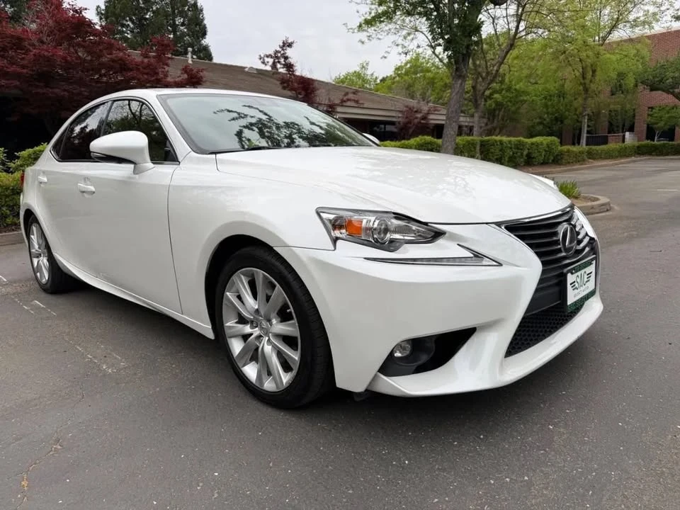 2016 Lexus IS 3rd Gen - Image 3 of 20