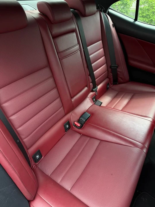 2016 Lexus IS 3rd Gen - Image 8 of 10