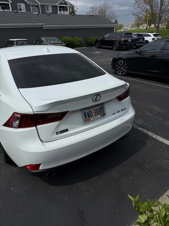 2016 Lexus IS 3rd Gen - Image 4 of 10
