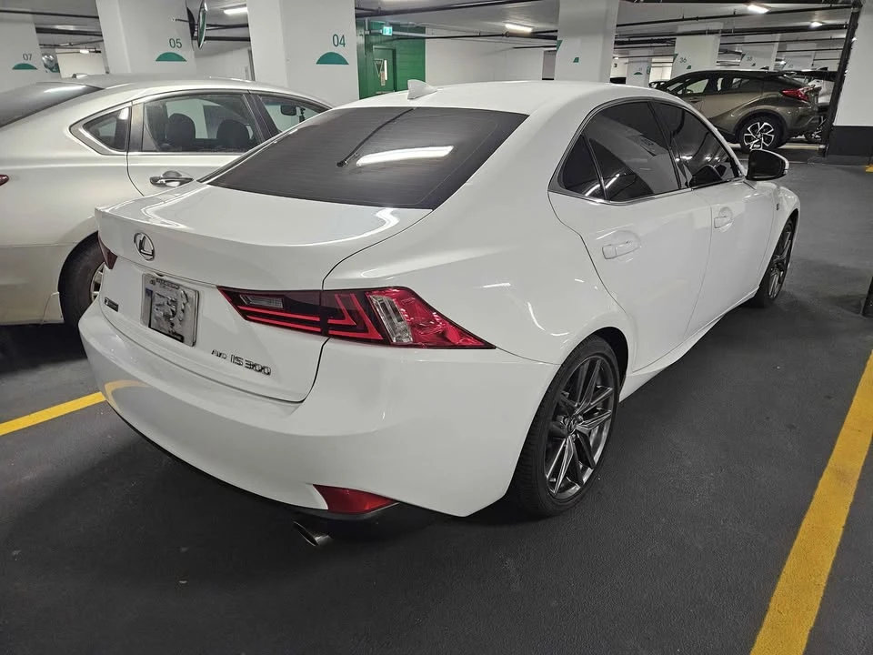 2016 Lexus IS 3rd Gen - Image 3 of 12