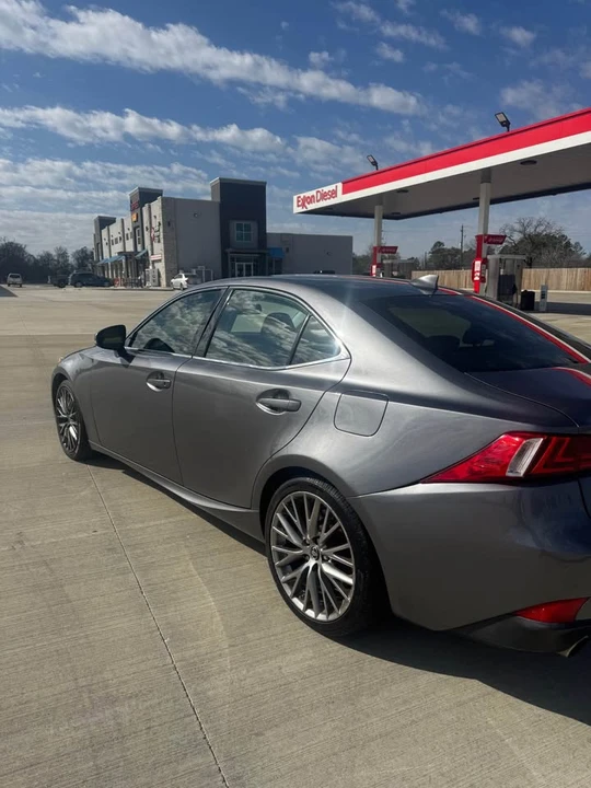 2016 Lexus IS 3rd Gen - Image 4 of 8