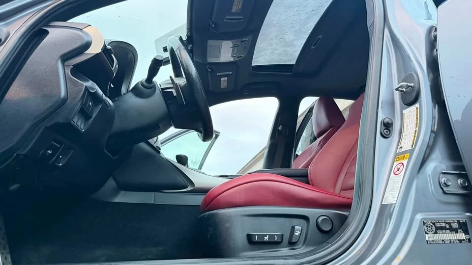 2016 Lexus IS 3rd Gen - Image 16 of 17
