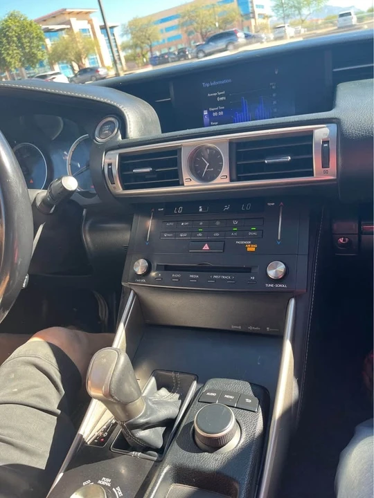 2016 Lexus IS 3rd Gen - Image 10 of 20