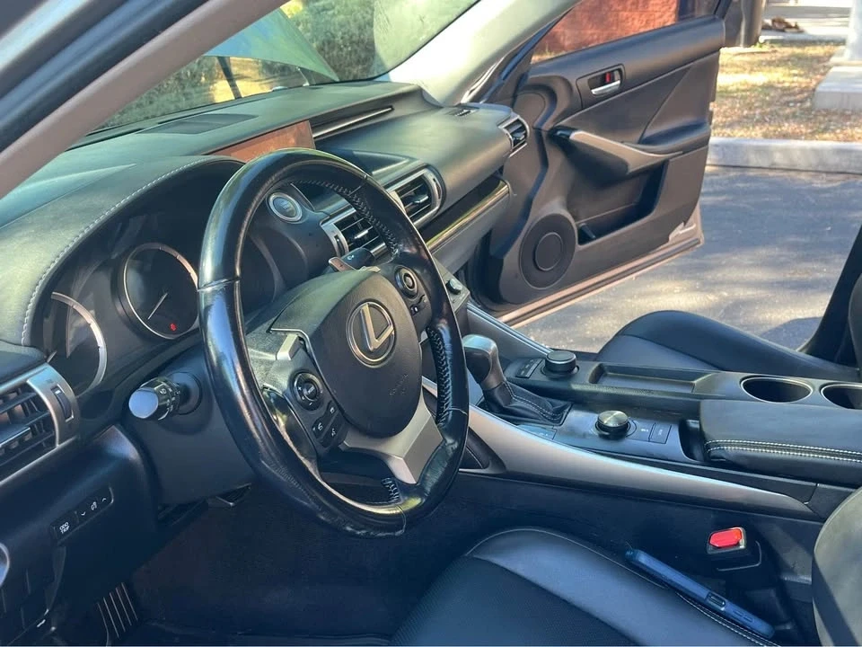 2016 Lexus IS 3rd Gen - Image 6 of 20