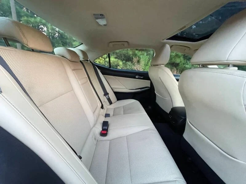 2016 Lexus IS 3rd Gen - Image 8 of 17