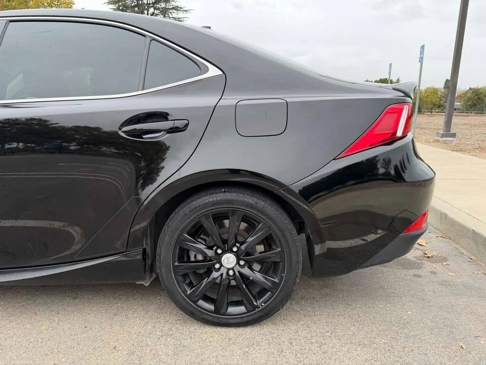 2016 Lexus IS 3rd Gen - Image 8 of 20