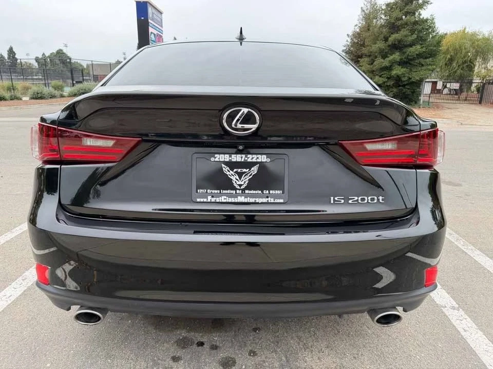 2016 Lexus IS 3rd Gen - Image 5 of 20