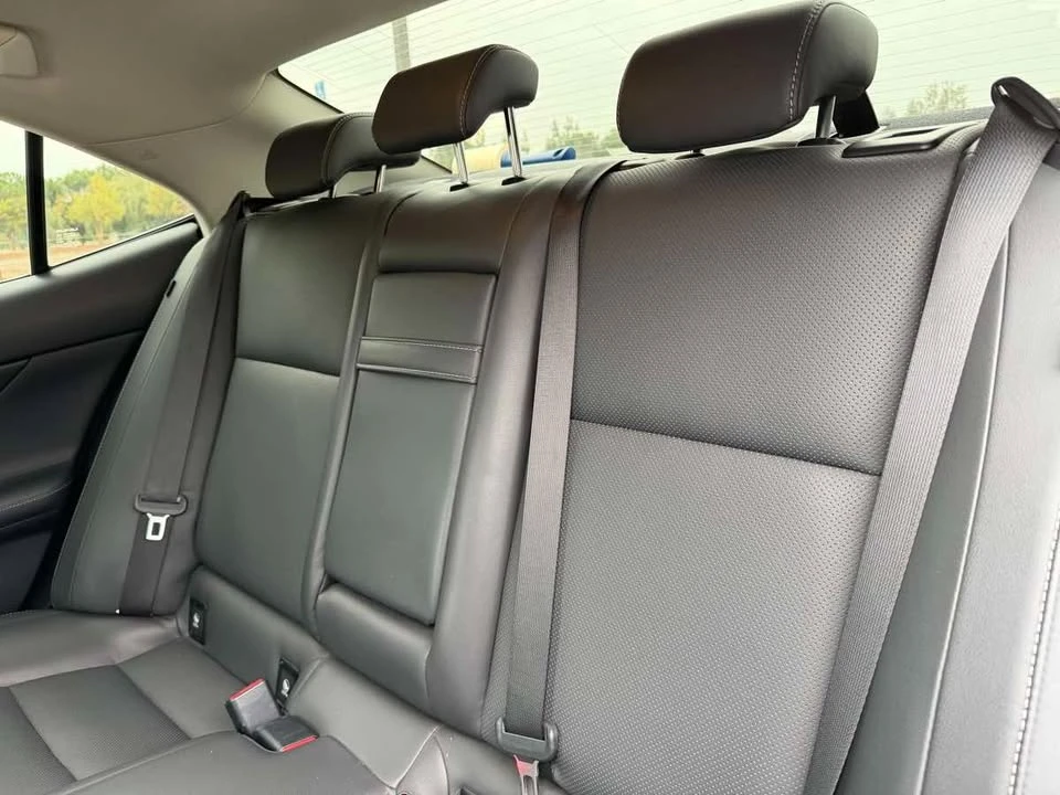 2016 Lexus IS 3rd Gen - Image 19 of 19
