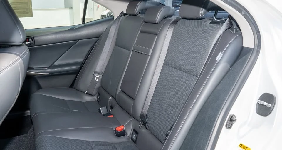 2016 Lexus IS 3rd Gen - Image 11 of 20
