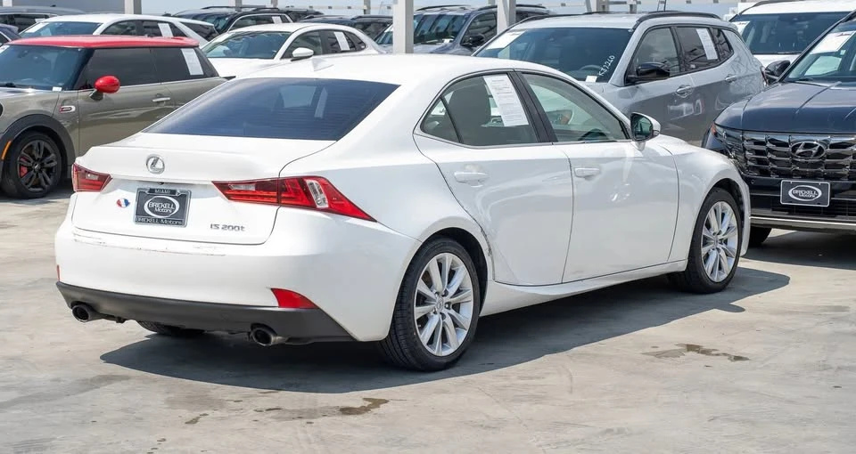 2016 Lexus IS 3rd Gen - Image 5 of 20