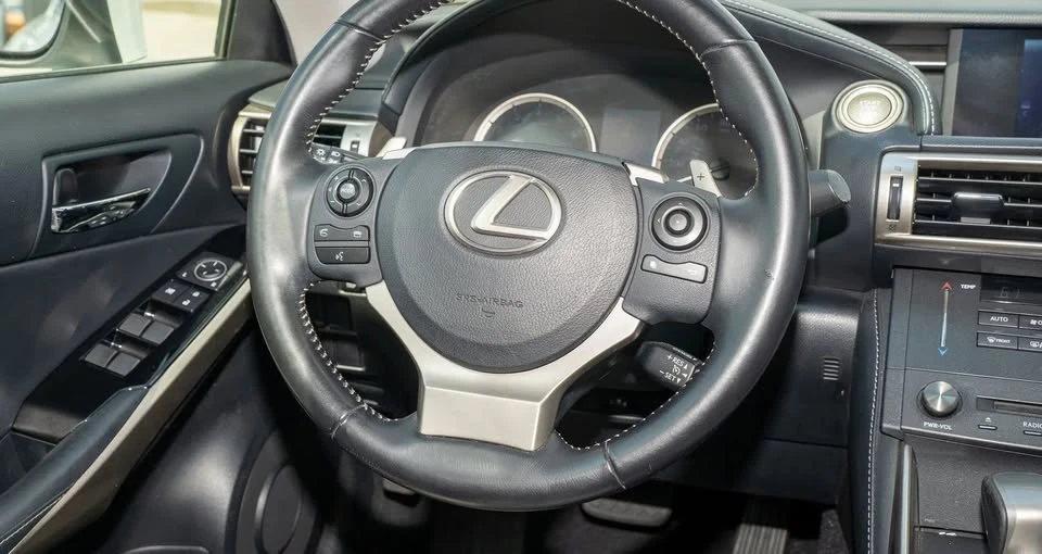 2016 Lexus IS 3rd Gen - Image 14 of 20