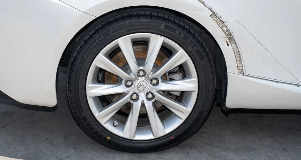 2016 Lexus IS 3rd Gen - Image 20 of 20