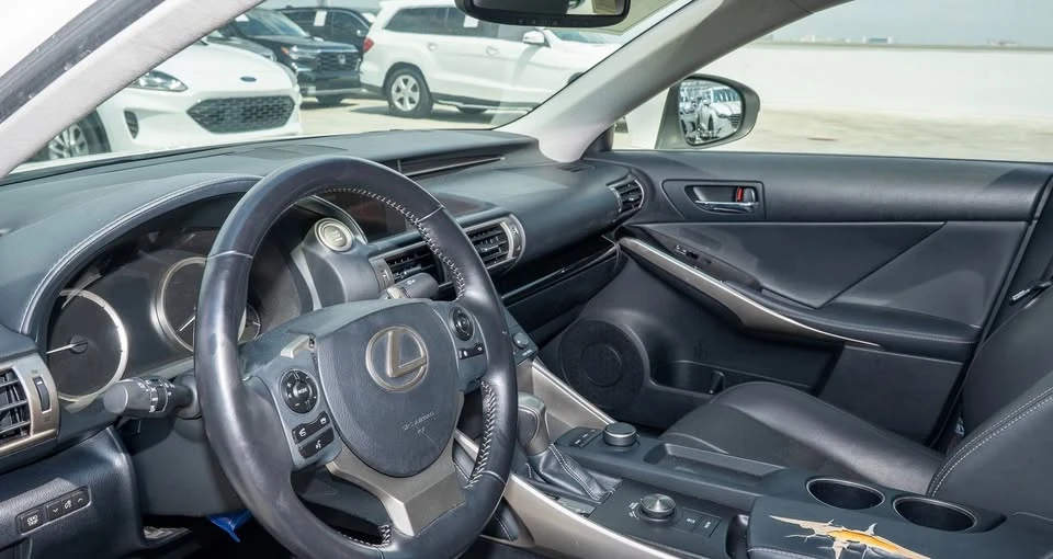2016 Lexus IS 3rd Gen - Image 9 of 20