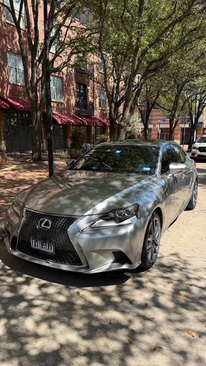 2016 Lexus IS 3rd Gen - Image 5 of 11
