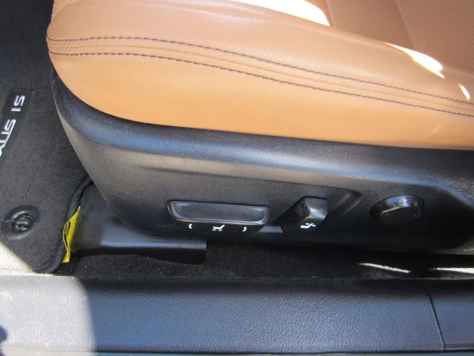 2016 Lexus IS 3rd Gen - Image 13 of 19
