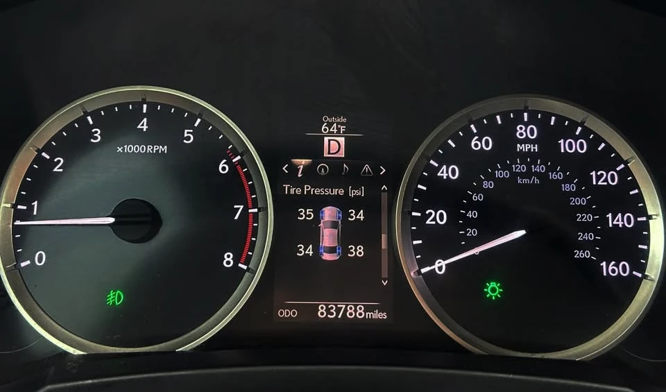 2016 Lexus IS 3rd Gen - Image 5 of 19