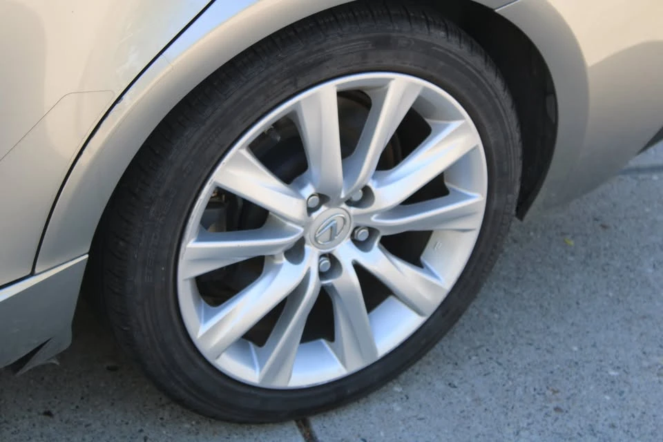 2016 Lexus IS 3rd Gen - Image 6 of 19