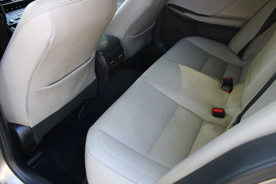 2016 Lexus IS 3rd Gen - Image 17 of 19