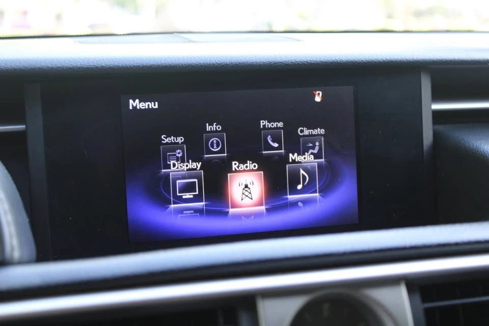 2016 Lexus IS 3rd Gen - Image 12 of 19