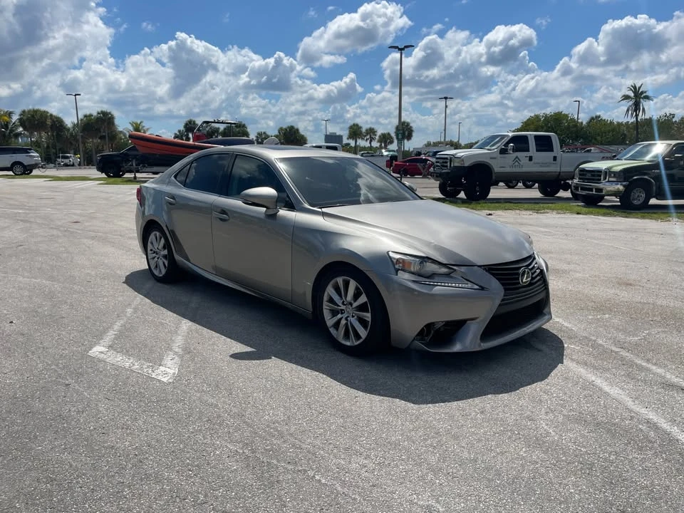 2016 Lexus IS 3rd Gen - Image 8 of 12