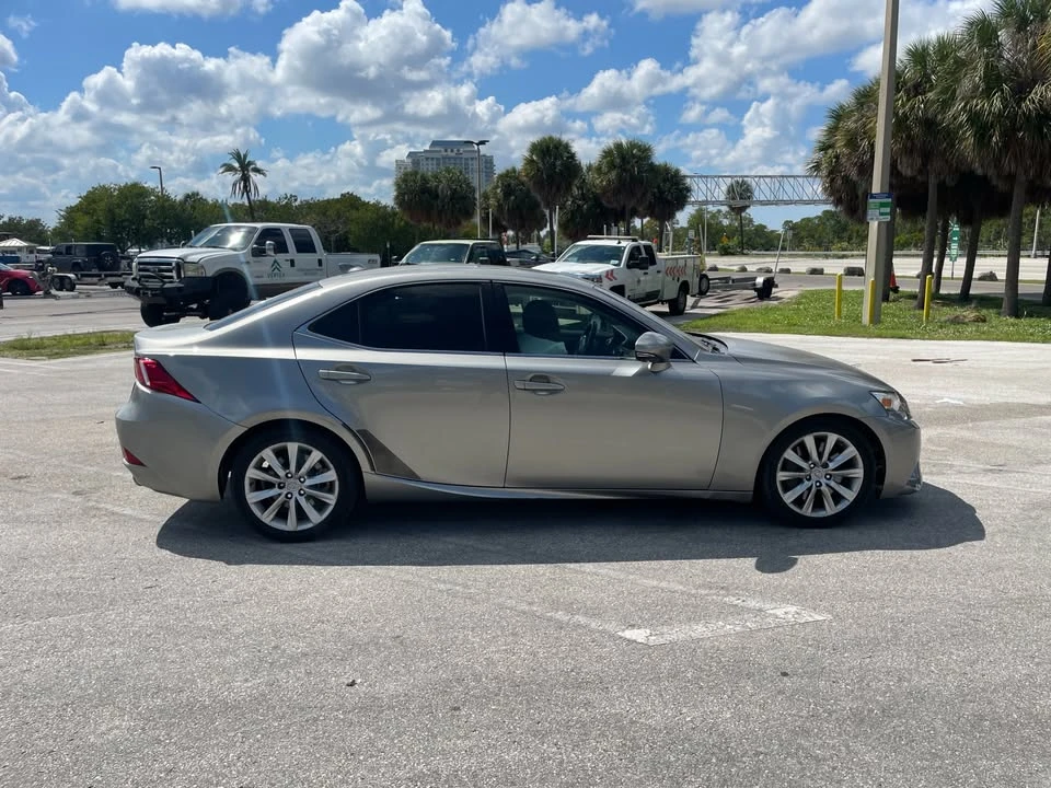 2016 Lexus IS 3rd Gen - Image 7 of 12