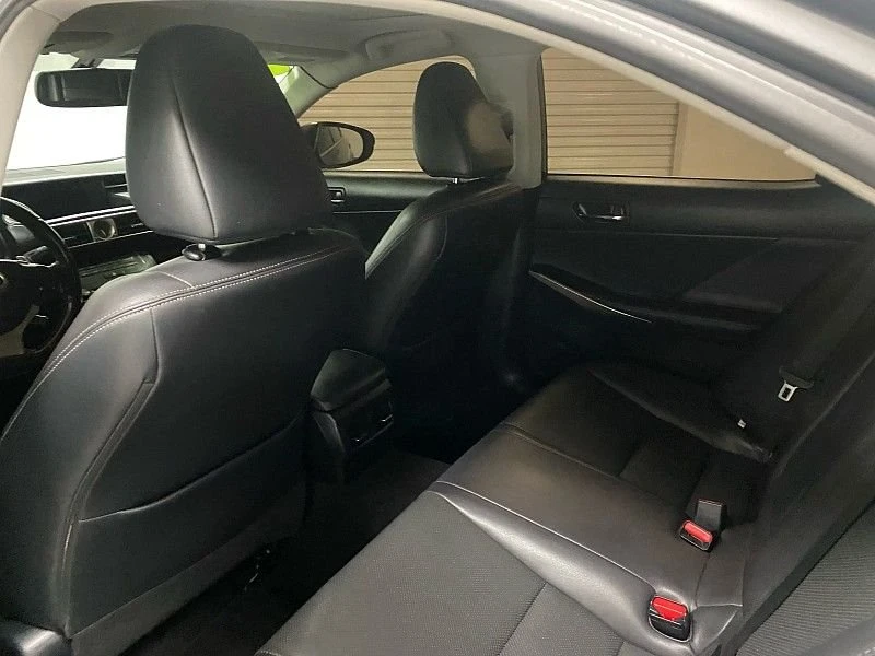 2016 Lexus IS 3rd Gen - Image 12 of 20