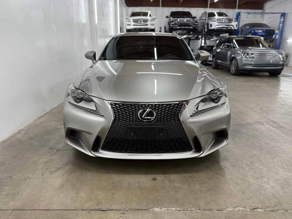 2016 Lexus IS 3rd Gen - Image 5 of 20