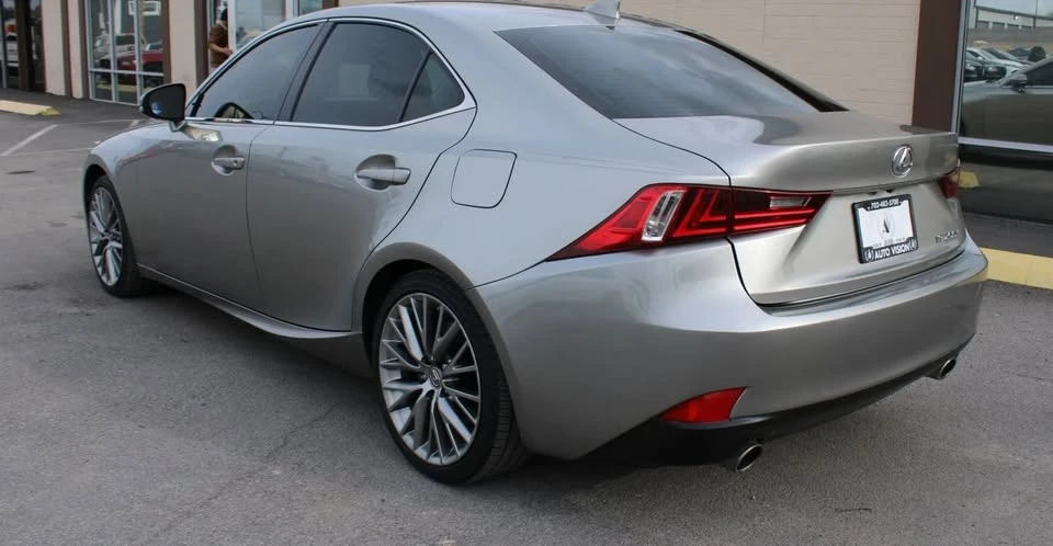 2016 Lexus IS 3rd Gen - Image 5 of 18
