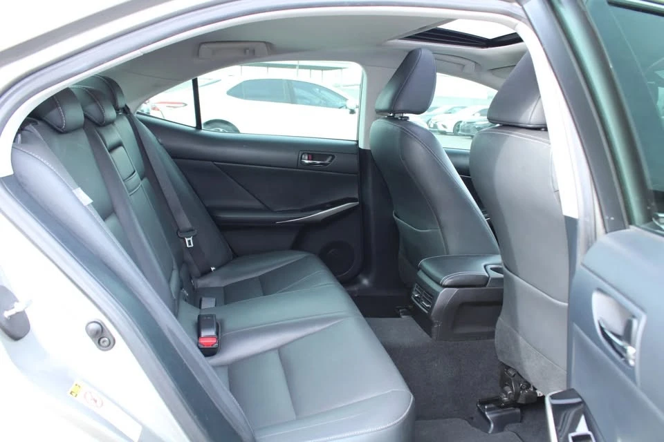 2016 Lexus IS 3rd Gen - Image 15 of 18