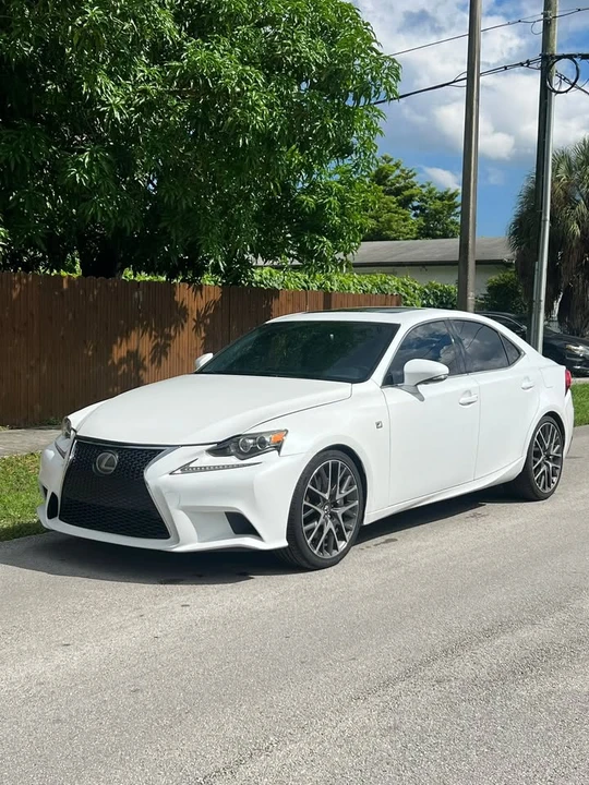 2016 Lexus IS 3rd Gen - Image 9 of 13