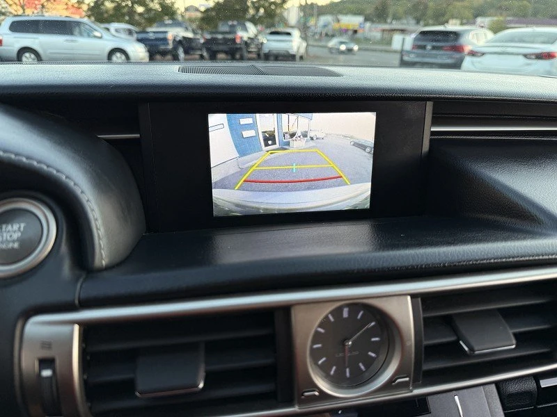 2016 Lexus IS 3rd Gen - Image 19 of 20