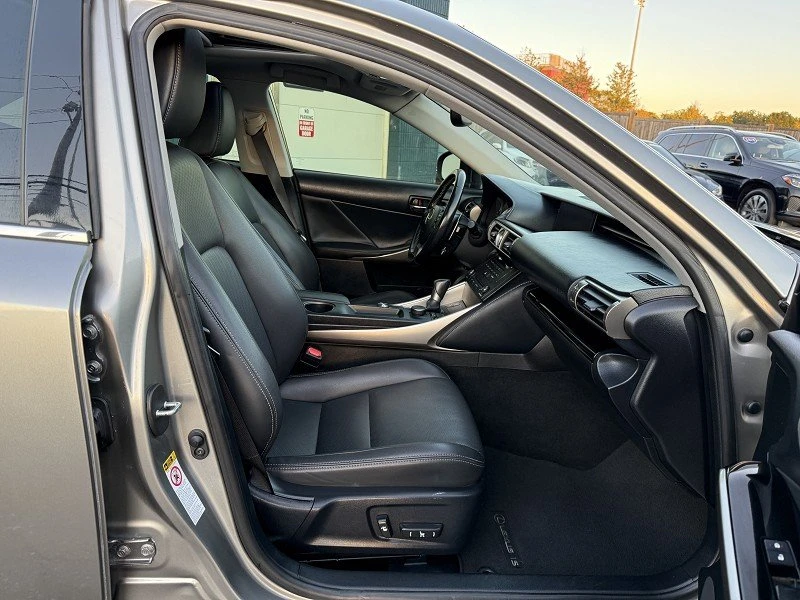 2016 Lexus IS 3rd Gen - Image 15 of 20