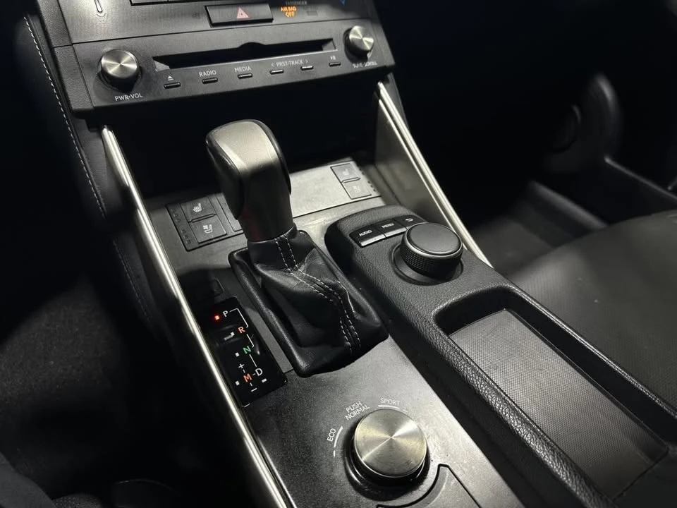 2016 Lexus IS 3rd Gen - Image 10 of 15