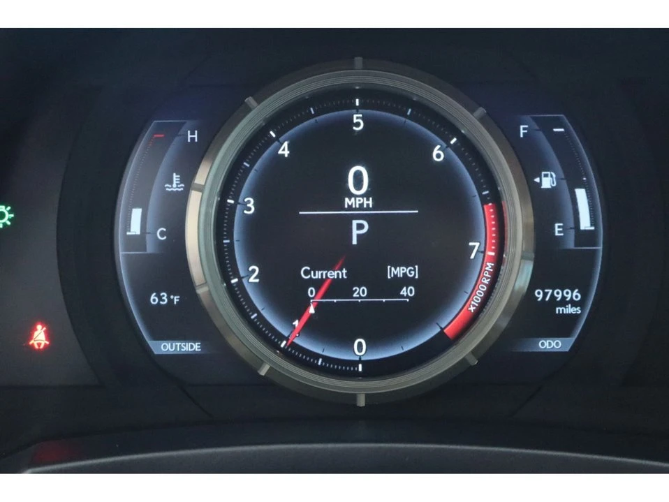 2016 Lexus IS 3rd Gen - Image 18 of 20