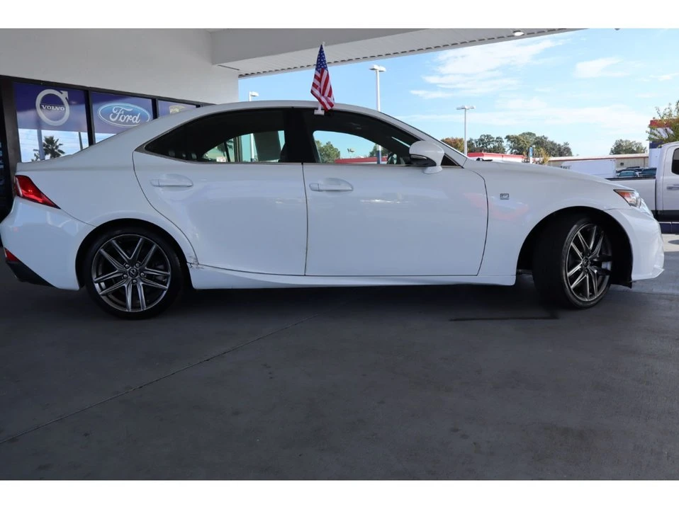 2016 Lexus IS 3rd Gen - Image 4 of 20
