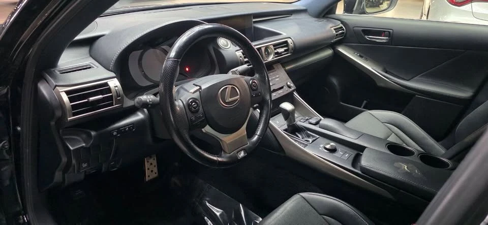2016 Lexus IS 3rd Gen - Image 13 of 20