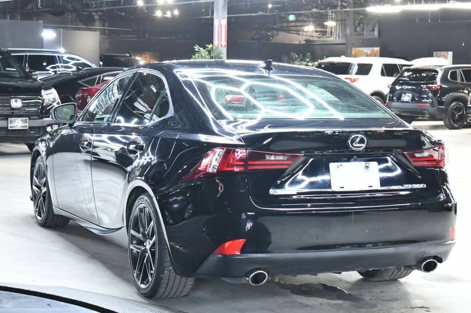 2016 Lexus IS 3rd Gen - Image 10 of 20