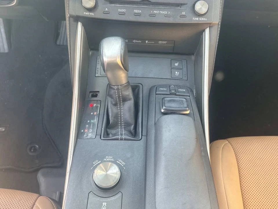 2016 Lexus IS 3rd Gen - Image 18 of 20