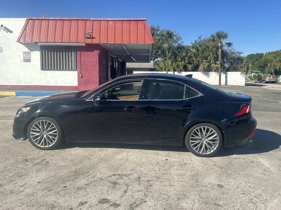 2016 Lexus IS 3rd Gen - Image 8 of 20