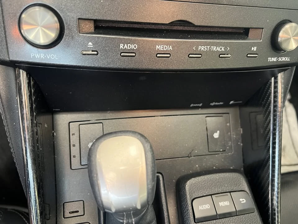 2016 Lexus IS 3rd Gen - Image 11 of 19
