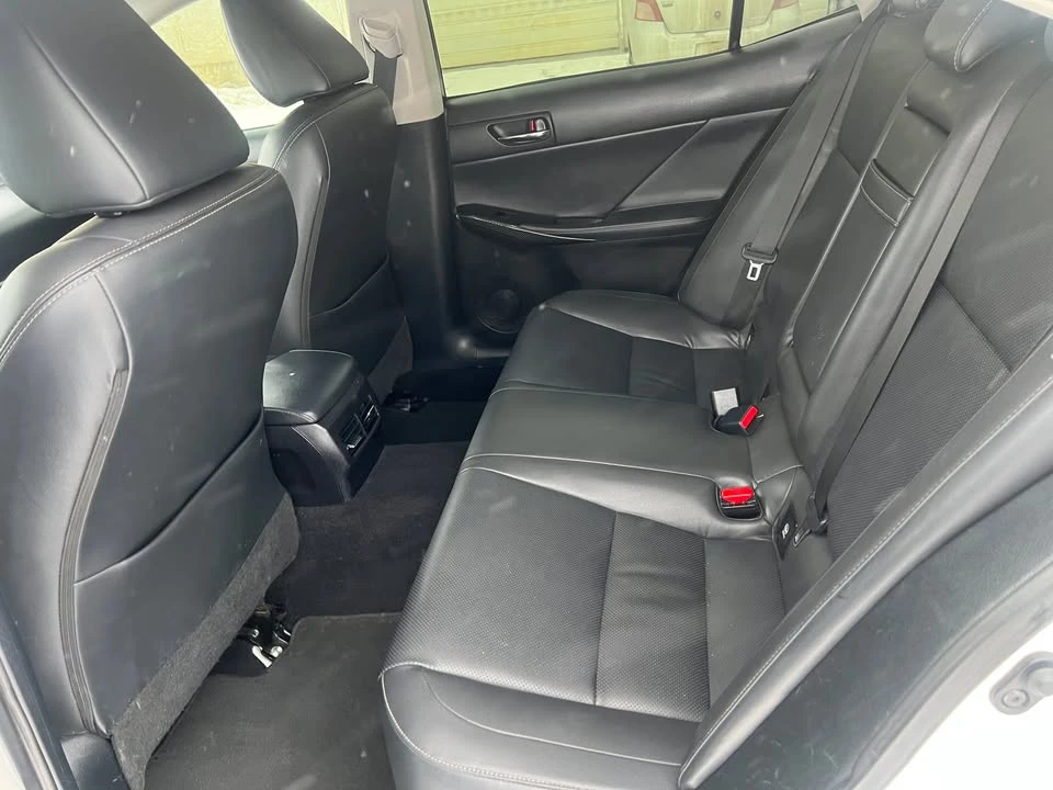 2016 Lexus IS 3rd Gen - Image 14 of 19