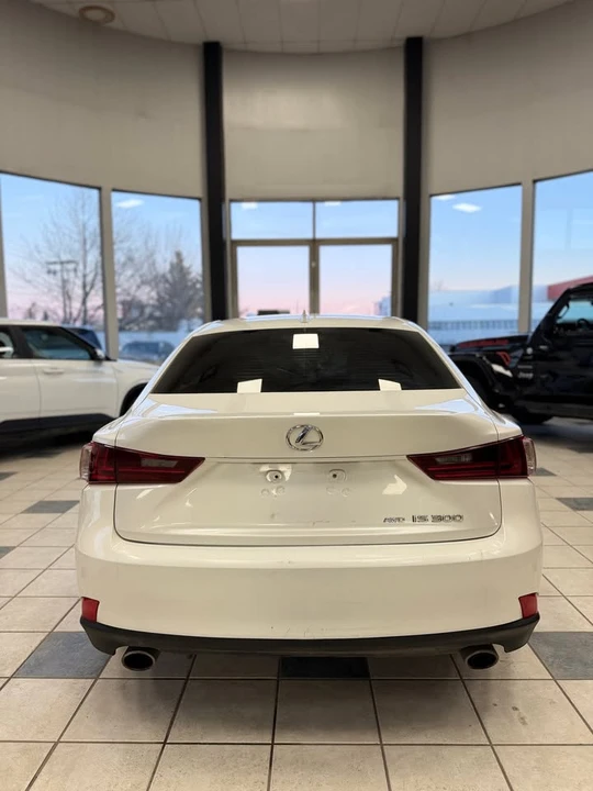 2016 Lexus IS 3rd Gen - Image 5 of 16