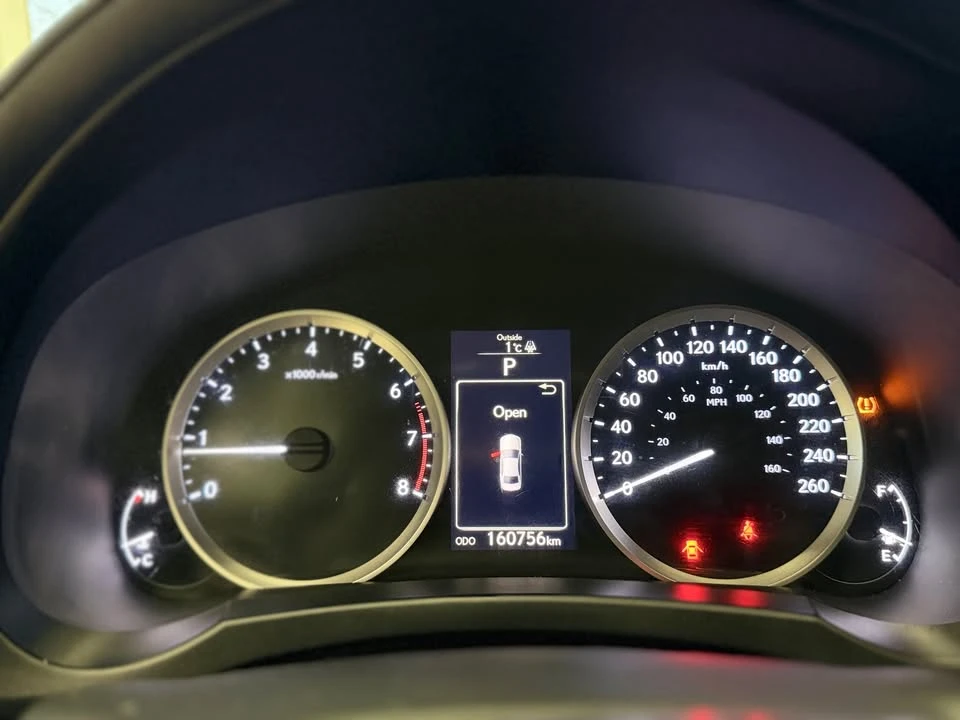 2016 Lexus IS 3rd Gen - Image 15 of 16