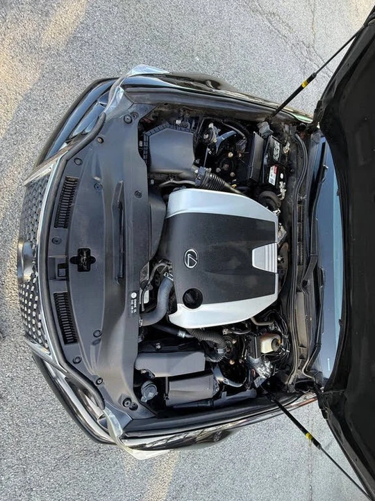 2016 Lexus IS 3rd Gen - Image 19 of 20