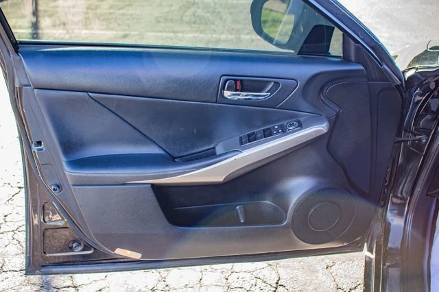 2016 Lexus IS 3rd Gen - Image 12 of 20