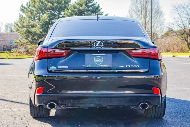 2016 Lexus IS 3rd Gen - Image 7 of 20