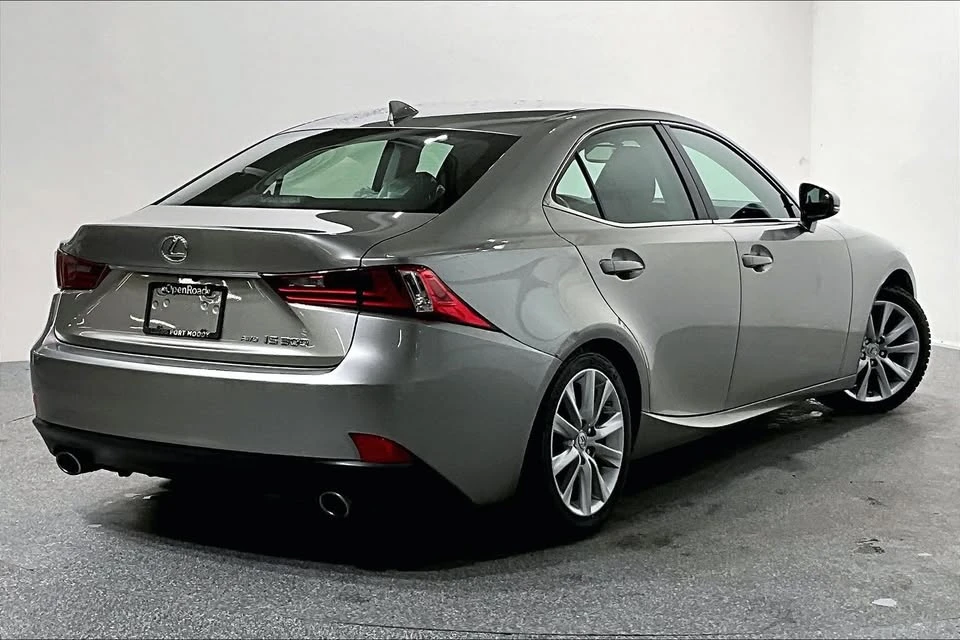 2016 Lexus IS 3rd Gen - Image 6 of 13