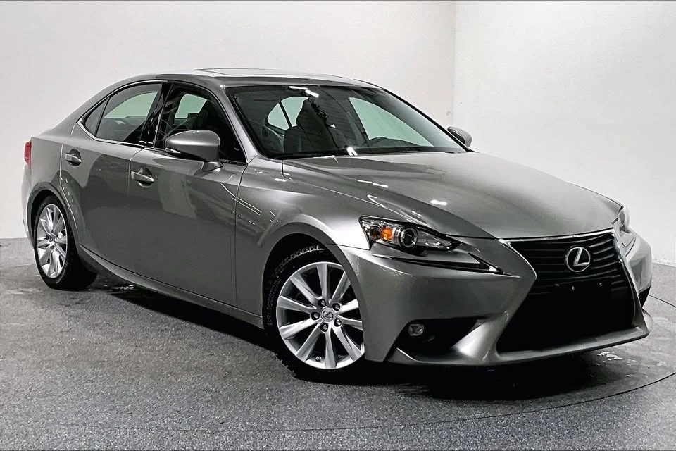 2016 Lexus IS 3rd Gen - Image 3 of 13