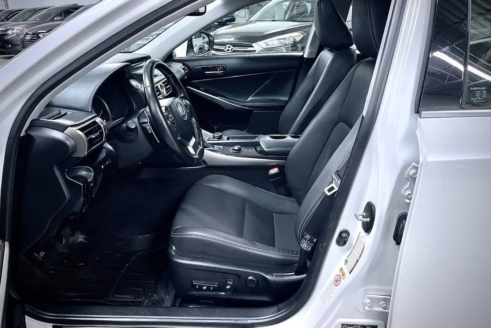 2016 Lexus IS 3rd Gen - Image 10 of 20