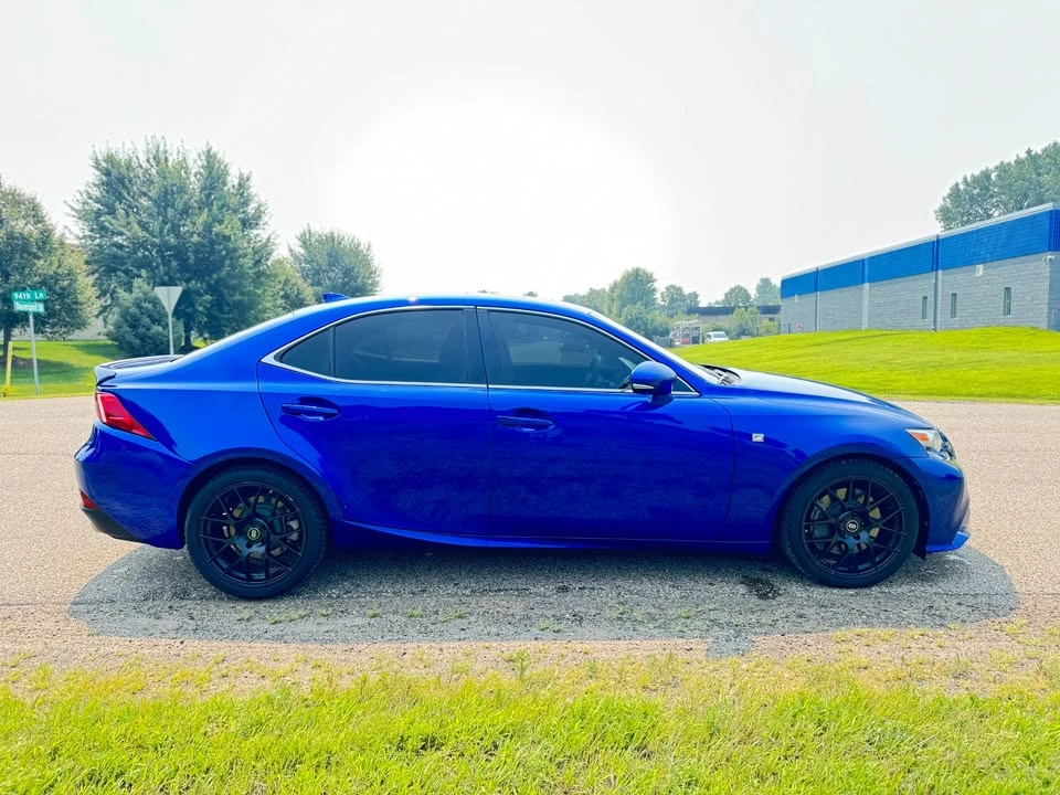 2016 Lexus IS 3rd Gen - Image 5 of 17